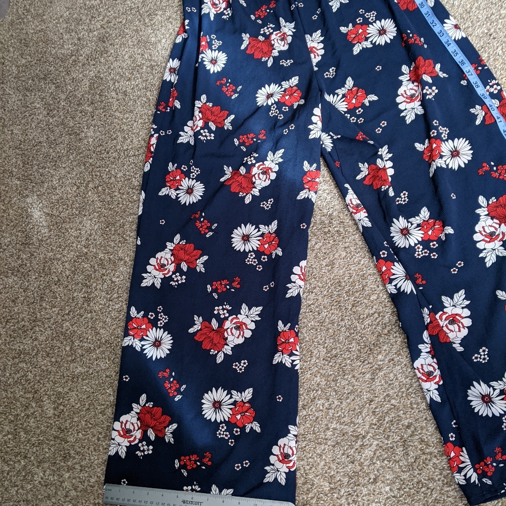 Wrapper jumpsuit - Picture 8 of 12